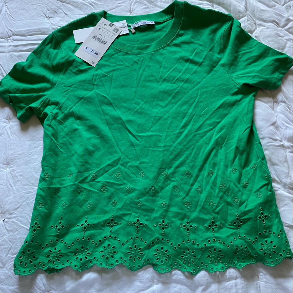 NWT zara green tshirt with embroidery size S